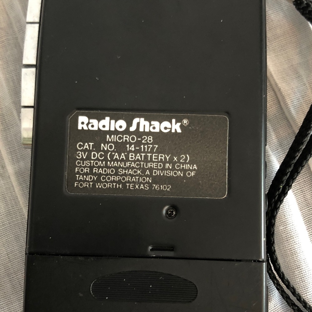 Vintage RADIO SHACK mini handheld voice microcassette recording recorder machine - Picture 6 of 10